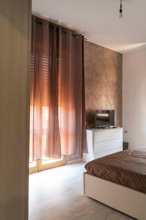 Monfalcone City Room Rental Apartment Кальярі Екстер'єр фото